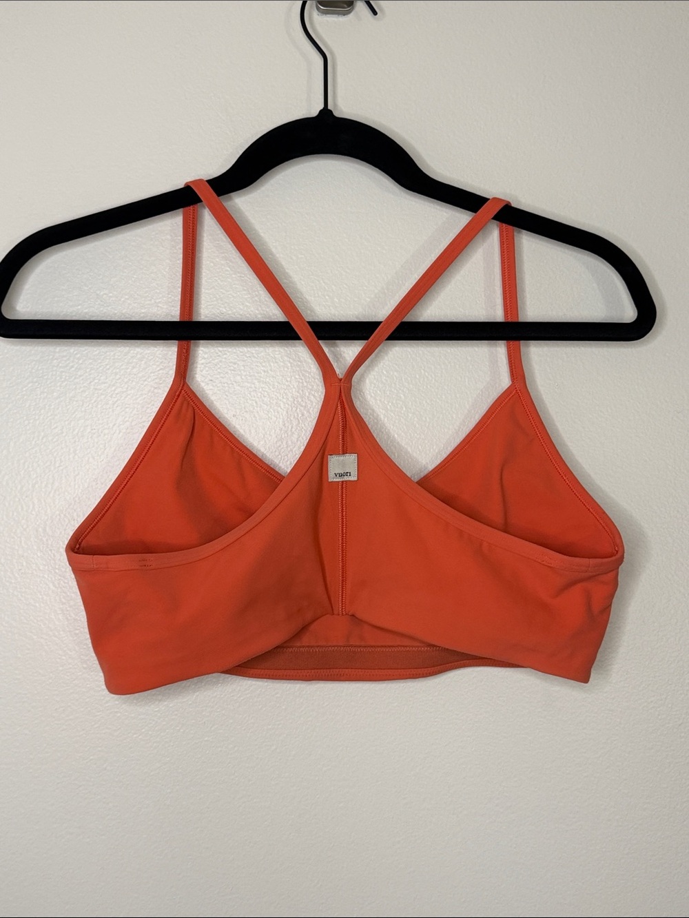 Vuori Women's AllTheFeels Bra Orange Coral Lightweight Support Large
